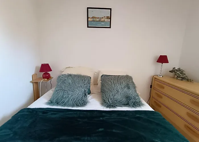 Casa vacanze Maison De à 50m De La - 4 Personnes - Fr-1-364-104 *