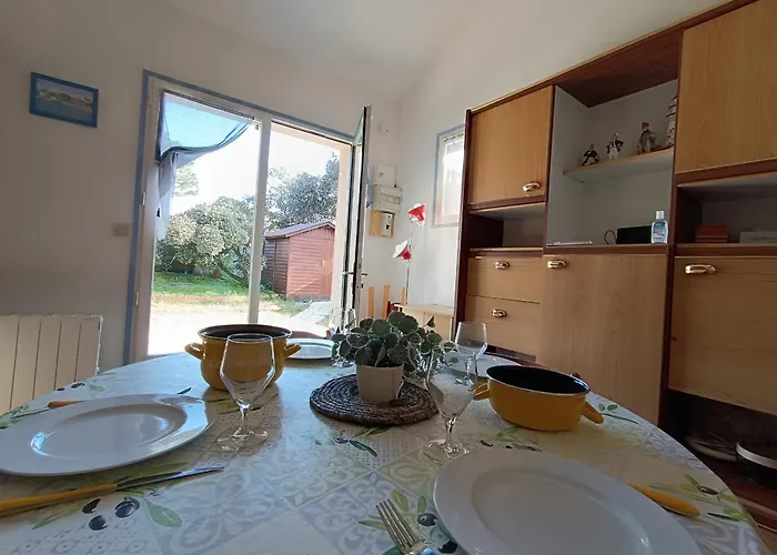 Maison De à 50m De La - 4 Personnes - Fr-1-364-104